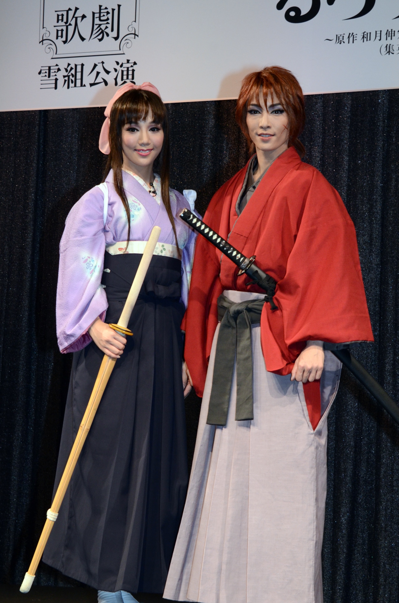 （左から）咲妃みゆ、早霧せいな。