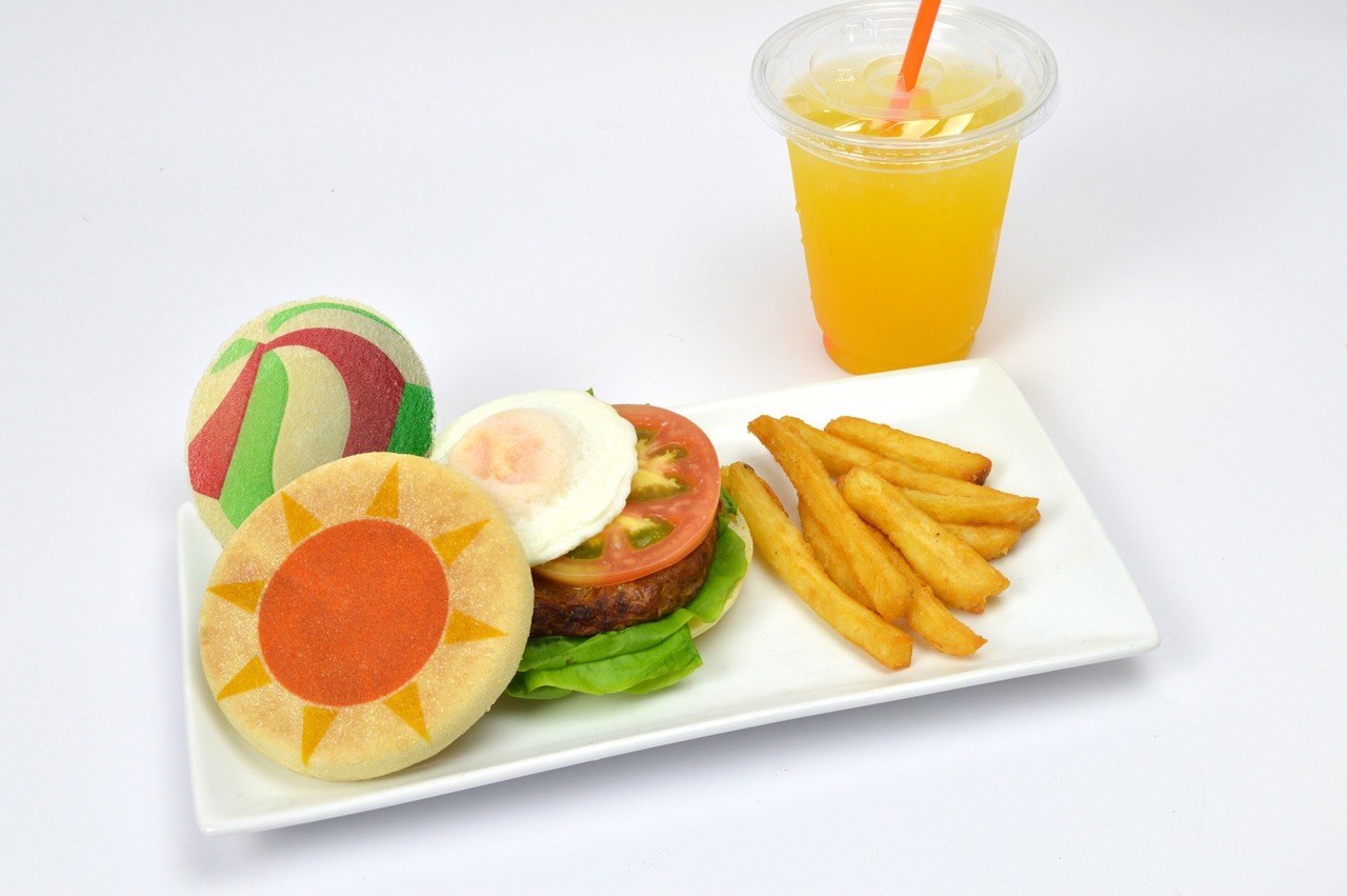 「『太陽vs月？』烏野高校ライバルマフィンバーガーセット」（日向）