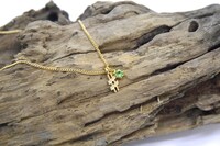 二階堂大和をイメージしたチャームペンダント。