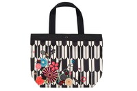 E賞：トートバッグ