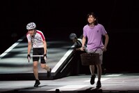 「舞台『弱虫ペダル』IRREGULAR ～2つの頂上～」東京公演ゲネプロのオフィシャル写真。「舞台『弱虫ペダル』IRREGULAR ～2つの頂上～」東京公演ゲネプロのオフィシャル写真。