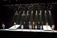 「舞台『弱虫ペダル』IRREGULAR ～2つの頂上～」東京公演ゲネプロのオフィシャル写真。