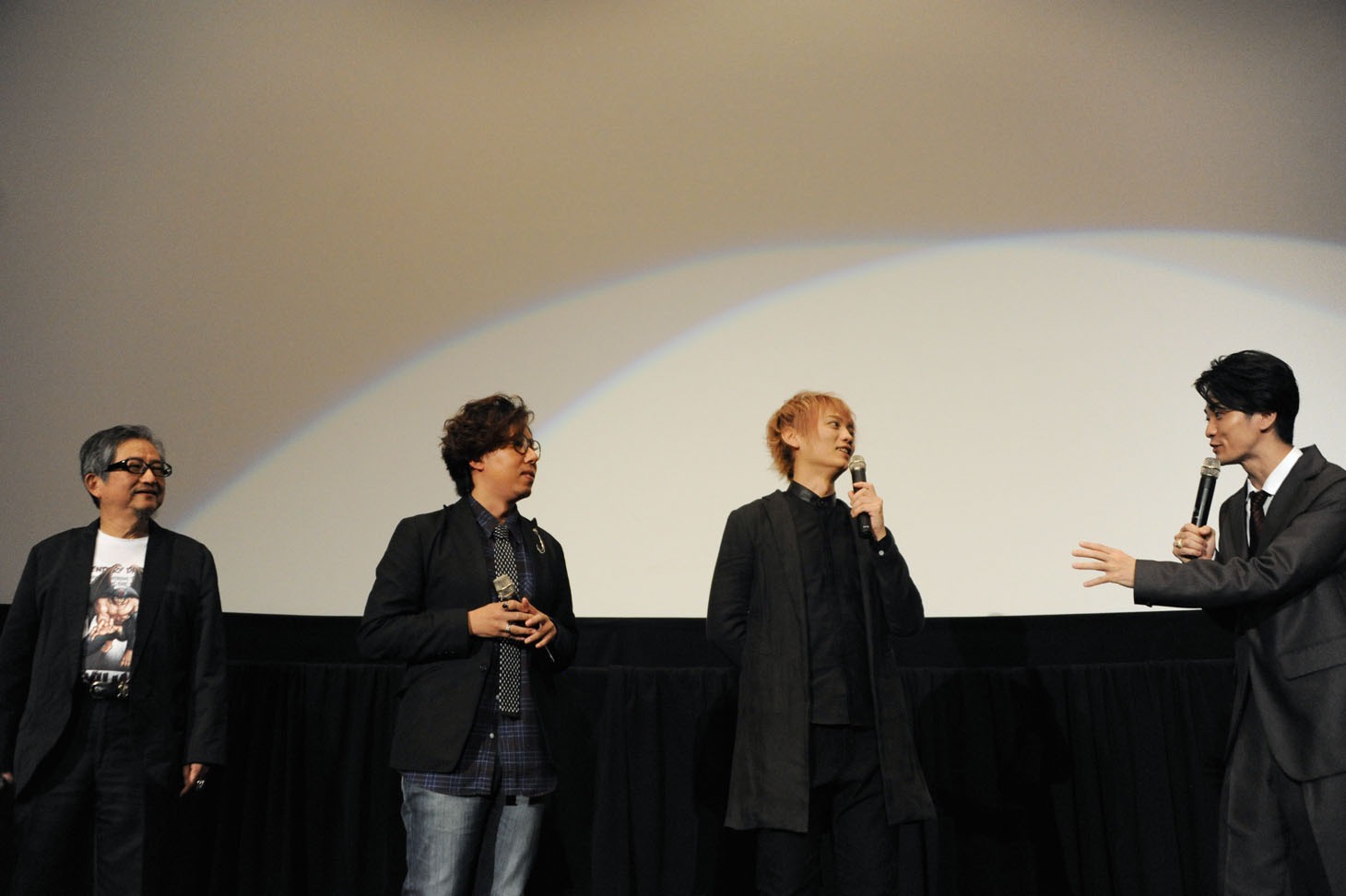 左から永井豪、日野聡、浅沼晋太郎、福山潤。