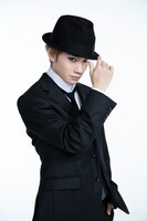 テオドルス・ファン・ゴッホ役の良知真次。