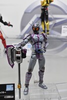 「仮面ライダードライブ」より、「S.H.Figuarts 仮面ライダーチェイサー」