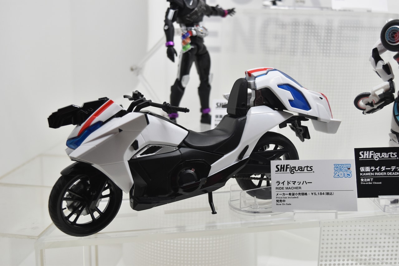 仮面ライダードライブ」より、「S.H.Figuarts ライドマッハー」。 - SW