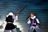 弁慶と戦う岩融。