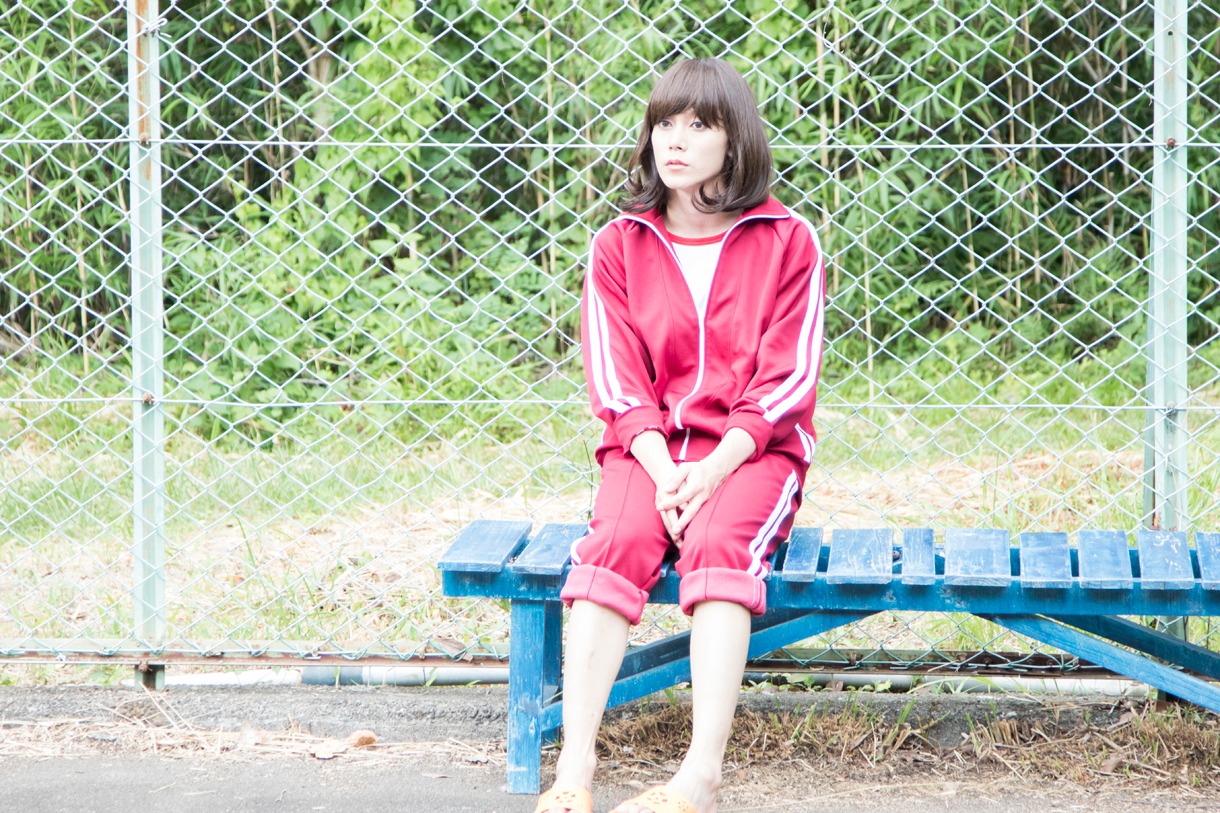 玉城裕規が演じる、忍者部部長の女生徒・笹山香織。(c)2016三家本礼・KADOKAWA刊/VAP