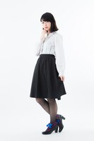 「ブーティ 月山 習モデル」の着用イメージ。