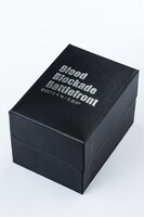 「血界戦線」に登場するキャラクターをイメージした時計のパッケージ。