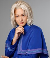 フランス役：寿里