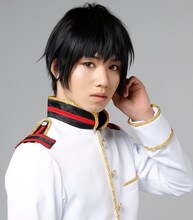 日本役：植田圭輔