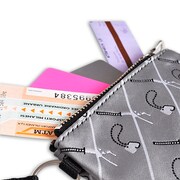 「ニコラスのパスポーチ」