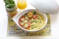 「“畑のレストラン”トマトソースとジェノベーゼのパスタ」