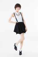 パンプスの着用図。