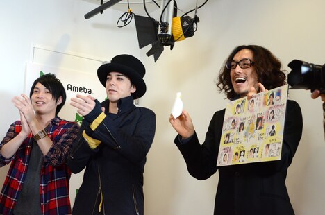 番組で使用したフリップ、三上俊の部分をさらにめくると「HAPPY BIRTHDAY」の文字が。