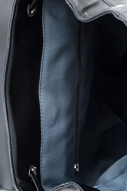 ニコラス・ブラウンモデル