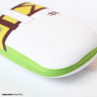 二階堂大和の衣装をモチーフにデザインされたメガネケース。