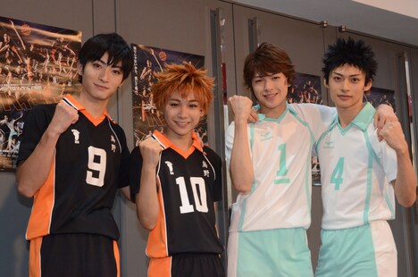 (左から)影山飛雄役の木村達成、日向翔陽役の須賀健太、及川徹役の遊馬晃祐、岩泉一役の平田雄也。