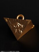 純金製の千年パズル。