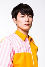 ニーチェ先生役の間宮祥太朗。