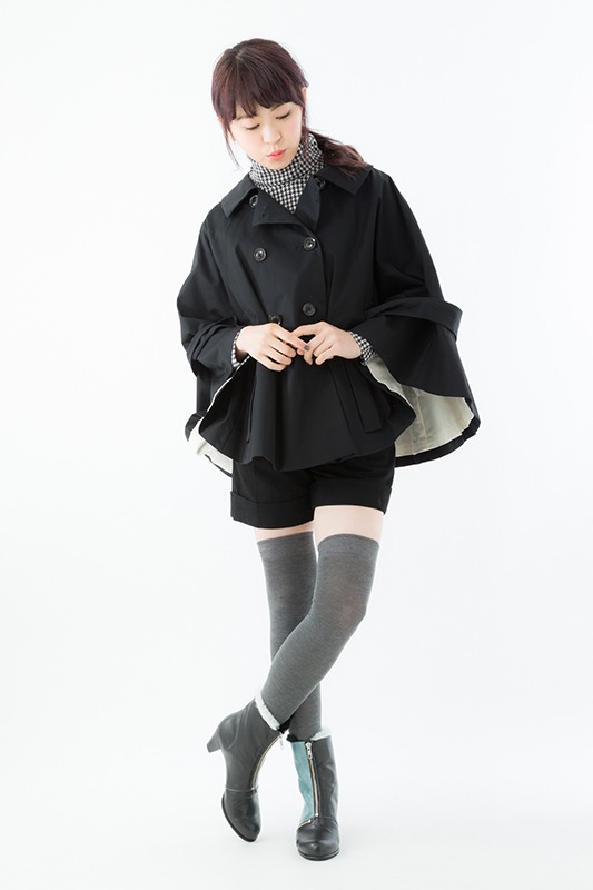 間黒男モデルのショートブーツ着用例。