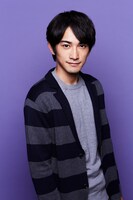 町田啓太扮する真白勇征。