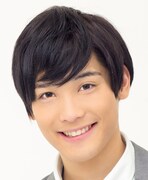 アンリ・ド・トゥールーズ・ロートレック役を演じる土屋シオン。