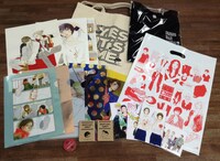 グッズのラインナップ。