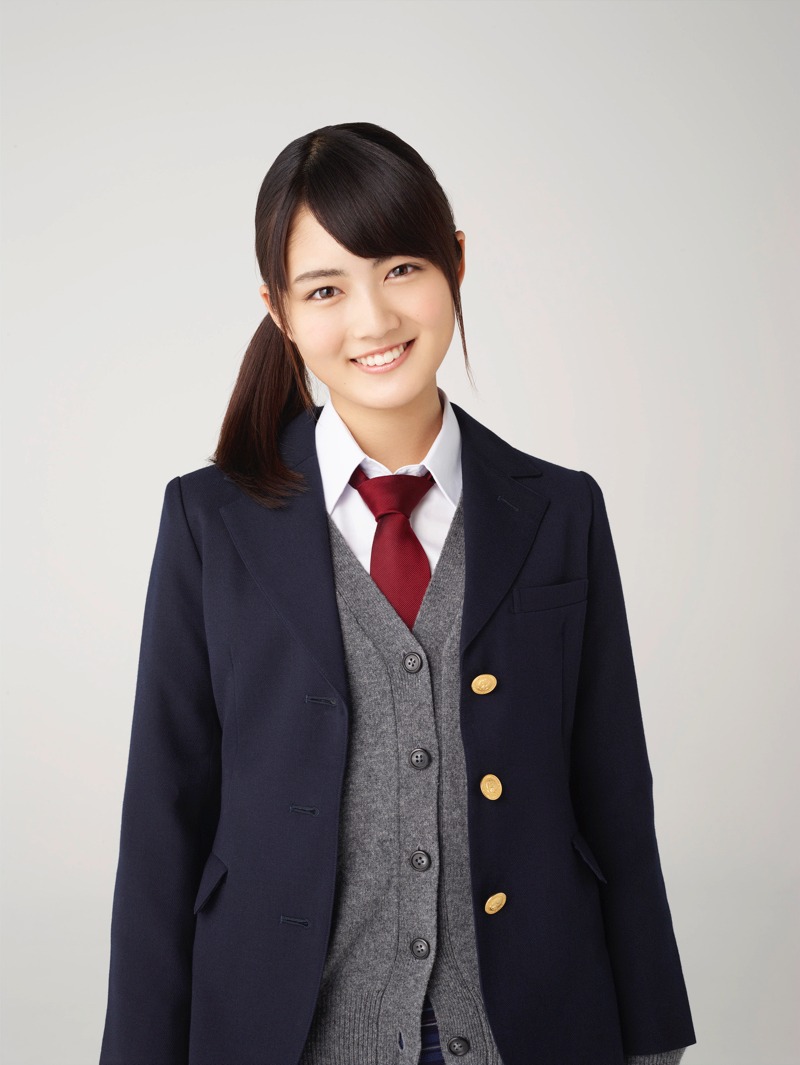 桃谷木綿子役の水谷果穂。