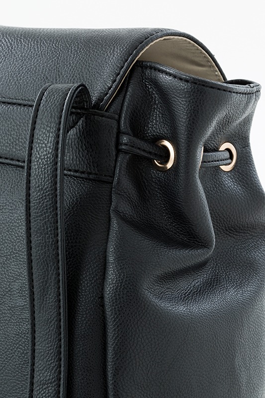 「宝石の国」リュック