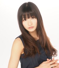 押本ユリ役の渡部優衣。