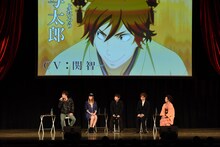 （左より）与太郎役の関智一、小夏役の小林ゆう、有楽亭八雲役の石田彰、助六役の山寺宏一、みよ吉役の林原めぐみ。