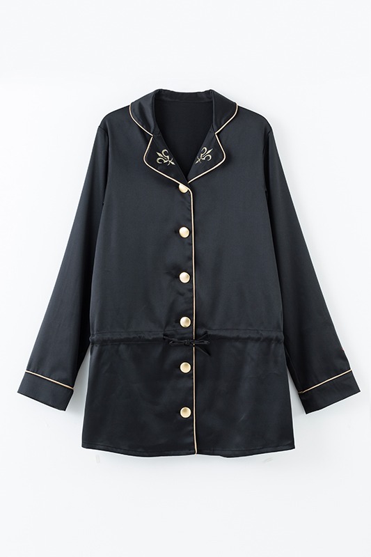 ルルーシュ・ランペルージモデルのルームウェア。