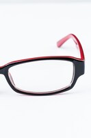 ルルーシュ・ランペルージモデルのファッショングラス。