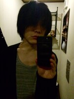 岡島紳士の自撮り。