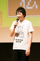 監督・脚本・声優を務める松本慶祐。