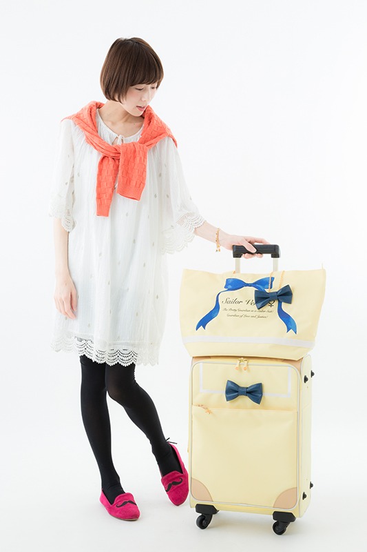 トローリーバッグとキャリーオンバッグ（セーラーヴィーナスver.）