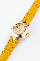 腕時計（巴マミモデル）