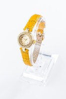 腕時計（巴マミモデル）