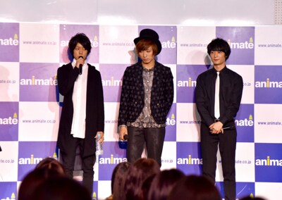 （左から）焚吐、UMI☆KUUN、梅原裕一郎。
