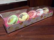 「シュクレ キャラクテル SWEET MOON Princess time MACARON」のパッケージはかわいらしいマカロン模様。