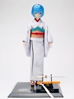 「綾波レイと日本刀」