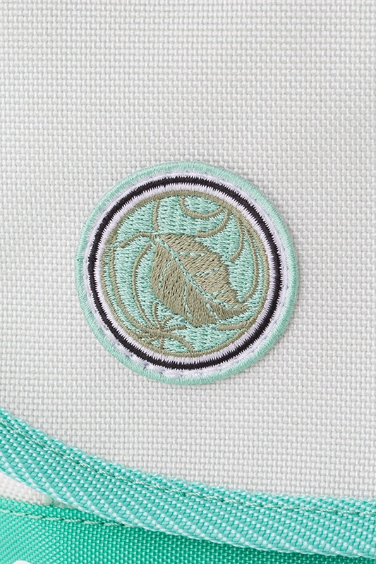 青葉城西高校モデルのメッセンジャーバッグ。