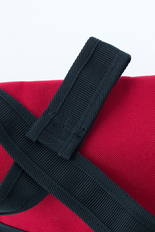 音駒高校モデルのメッセンジャーバッグ。