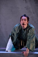 弥次さん（唐橋充） 撮影：鏡田伸幸