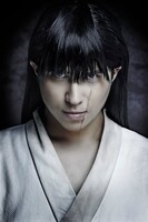 入谷役の木村昴。