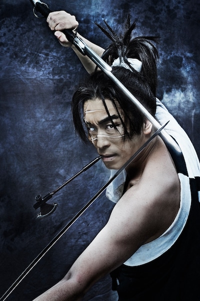 万次役の関智一。