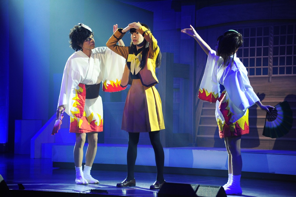 舞台「神様はじめました THE MUSICAL♪2016」ゲネプロの様子。