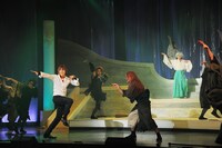 舞台「神様はじめました THE MUSICAL♪2016」ゲネプロの様子。